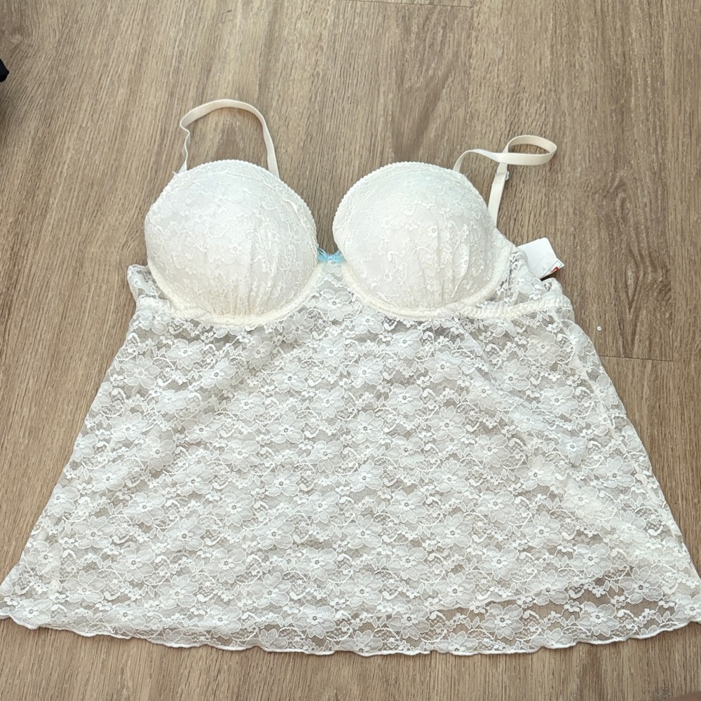 Never worn Elegant White Lace Babydoll